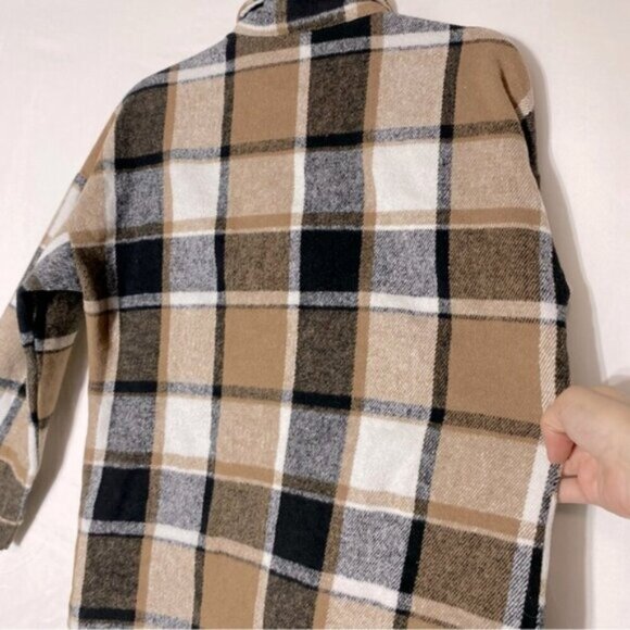 Women’s Tan Brown White Plaid Flannel Button Up Short Shacket S - Picture 12 of 14